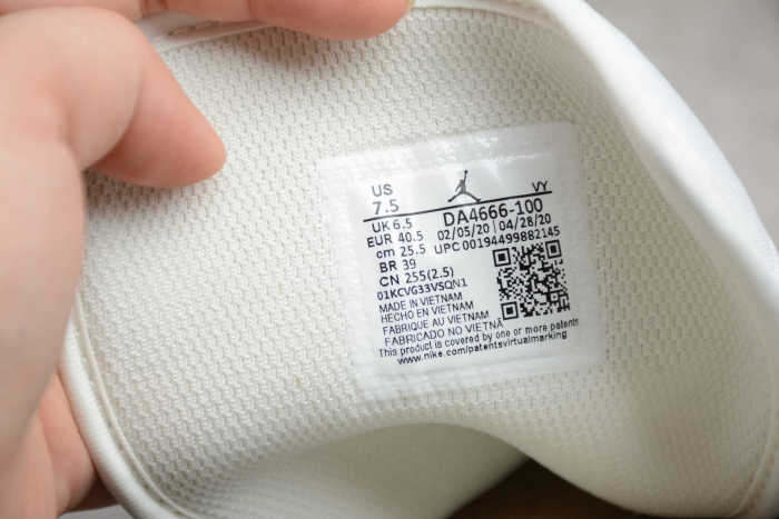 Air Jordan 1 Mid SE 'Sail Light Blue' DA4666‑100