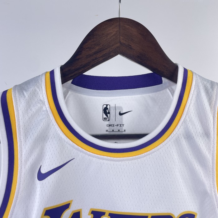 Los Angeles Lakers Kids Jersey White Icon Edition 22/23 NO.8 BRYANT