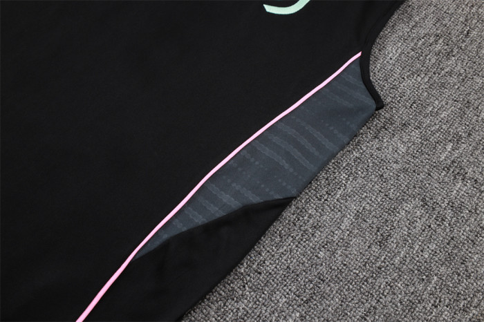 Juventus Training Jersey 25/26