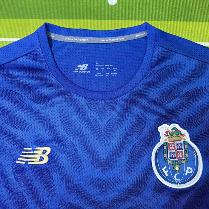 FC Porto Training Man Jersey 25/26