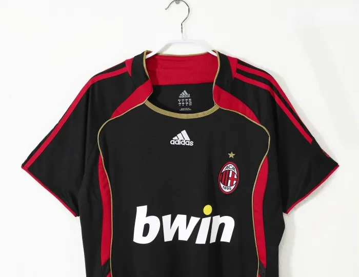 AC Milan Third Retro Jersey 2006/07