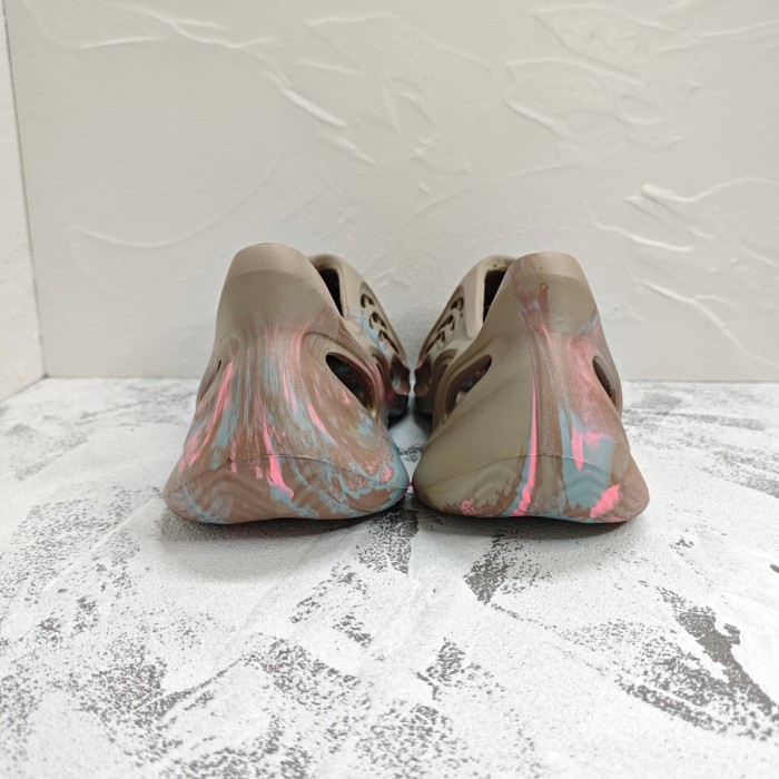 adidas Yeezy Foam Runner Sulfur Non-slip