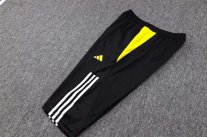 Juventus Training Jersey 23/24