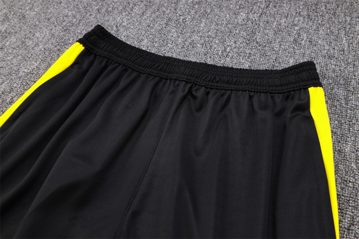 Juventus Training Jersey 23/24