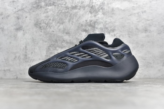 Yeezy Boost 700 V3 Black H67799