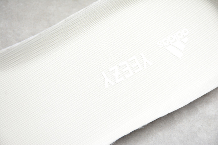 Yeezy Boost 380 Alien FB6878