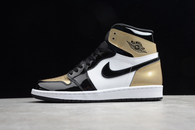 Air Jordan 1 Retro High OG NRG Gold Toe 861428
