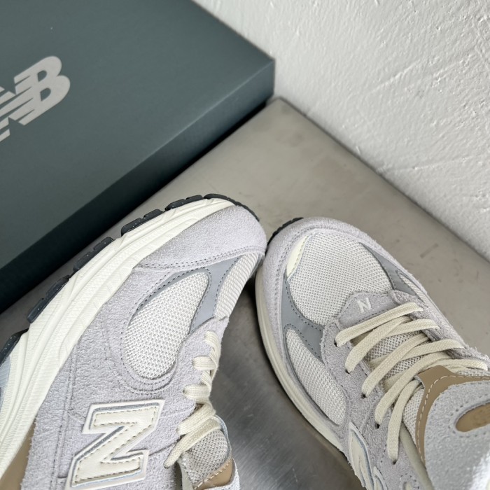 New Balance 2002R - Light Grey / M2002RSA