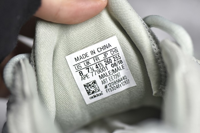 Yeezy 500 “Salt” EE7287