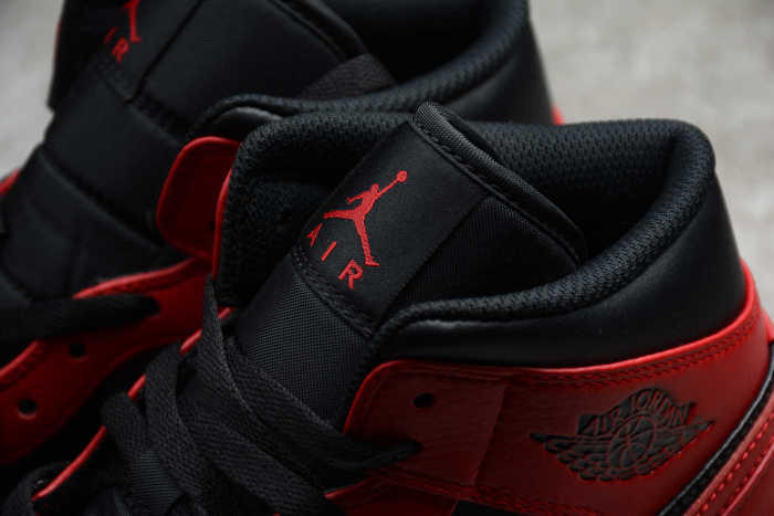 Air Jordan 1 Mid Banned Black Red White 554724-074