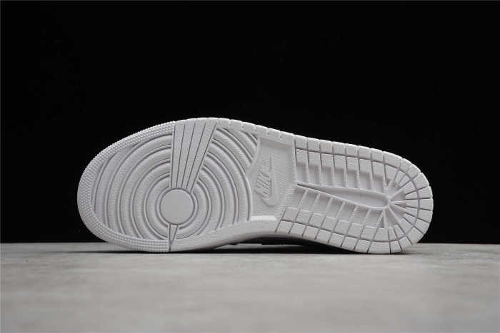 Air Jordan 1 Mid “PS5” 554724-129