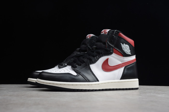 Air Jordan 1 Retro High OG Black Gym Red 555088-061