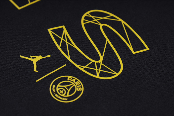 Paris Saint-Germain Training Jersey 23/24