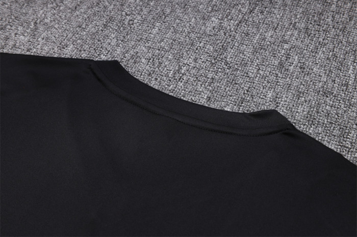 Juventus Training Jersey 23/24