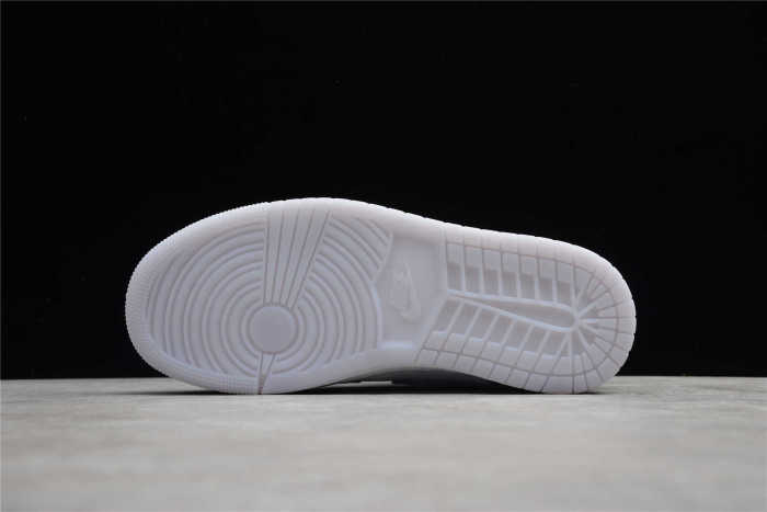 Air Jordan 1 Mid Wolf Grey Aluminum BQ6472-105