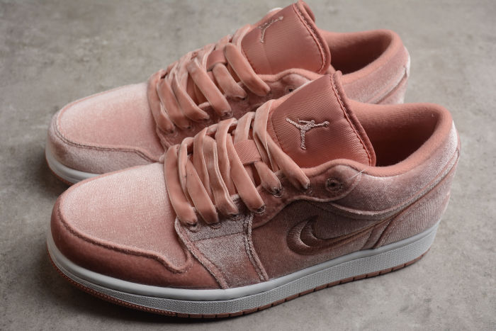 Air Jordan 1 Low SE “Pink Velvet” DQ8396-600