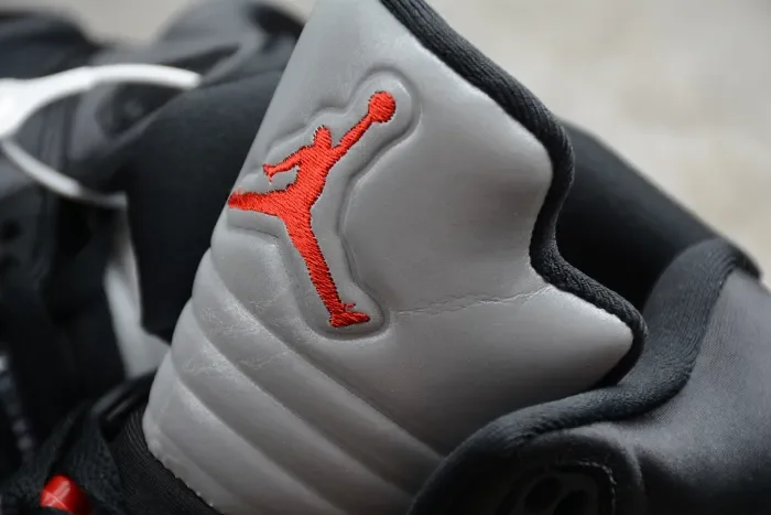 Air Jordan 5 Retro “Satin Bred”136027-006