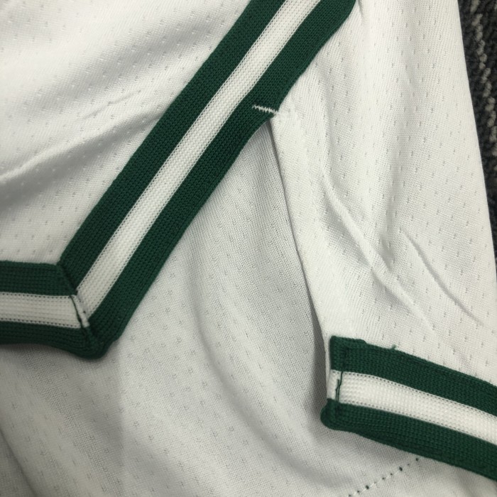 Boston Celtics  Swingman Shorts White  Icon Edition  22/23