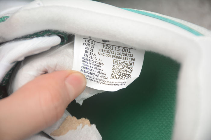 Air Force 1 07 Low White Green YZ8115-001