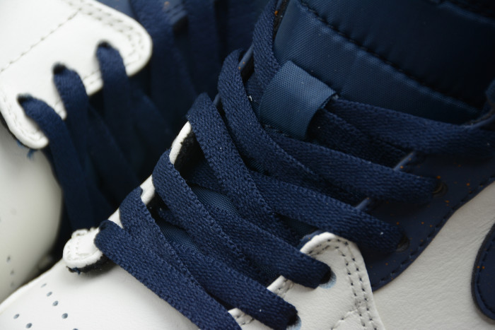 Air Jordan 1 Mid 'Jeter' AH6342-104