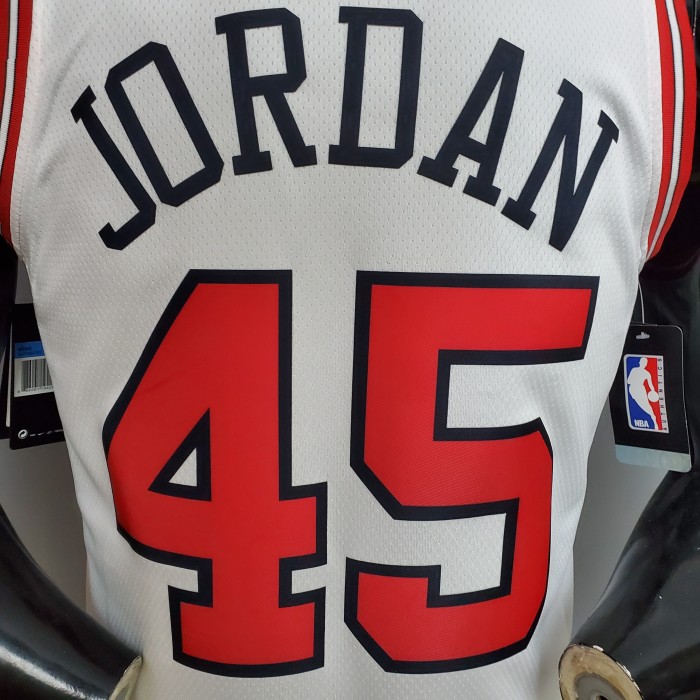 Michael Jordan Chicago Bulls 75th Anniversary Swingman Jersey White