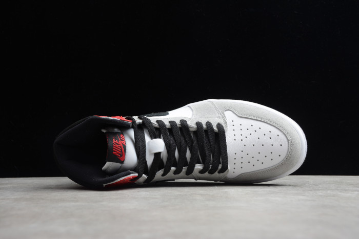 Air Jordan 1 Retro High Light Smoke Grey 555088-126