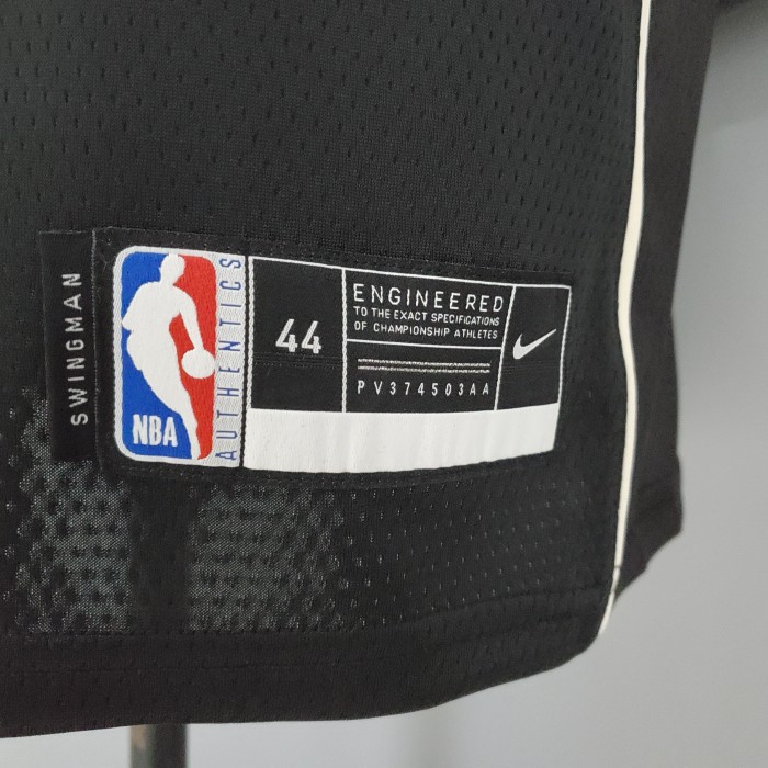 Khris Middleton Milwaukee Bucks Swingman Jersey Black