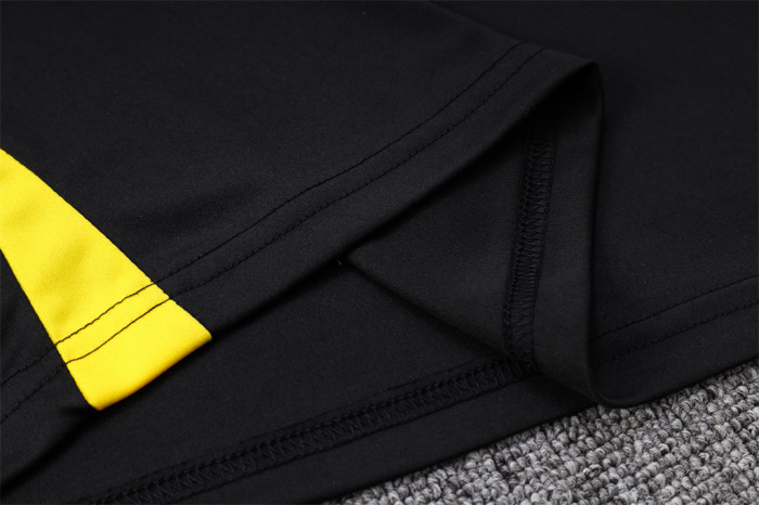 Paris Saint-Germain Training Jersey 23/24