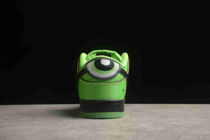 SB Dunk Low Pro QS Bubbles (FZ8320-400)