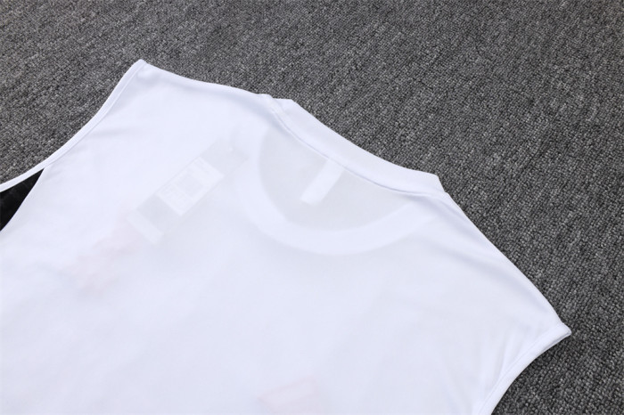 Liverpool Training Jersey 25/26