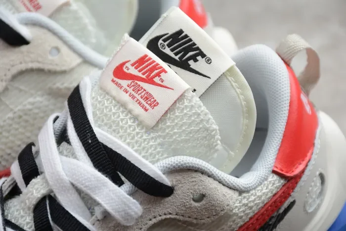 Nike x sacai Vaporwaffle 'Sail Sport Fuchsia' CV1363-100