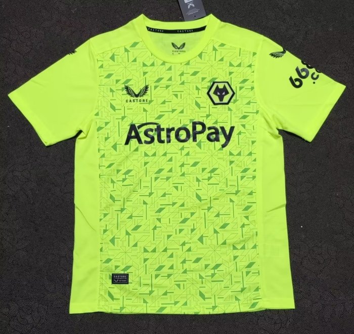 Wolves Away Goalkeeper Man Jersey 23/24