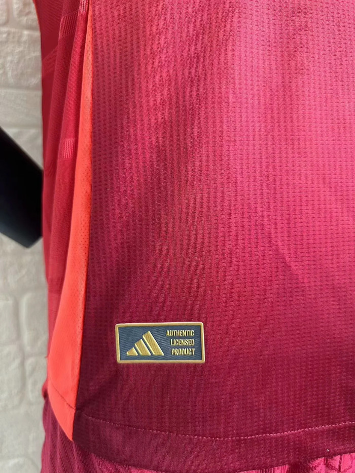 Manchester United Home Player Jersey 24/25