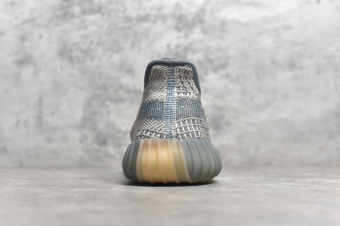 Yeezy Boost 350 V2 FZ5421