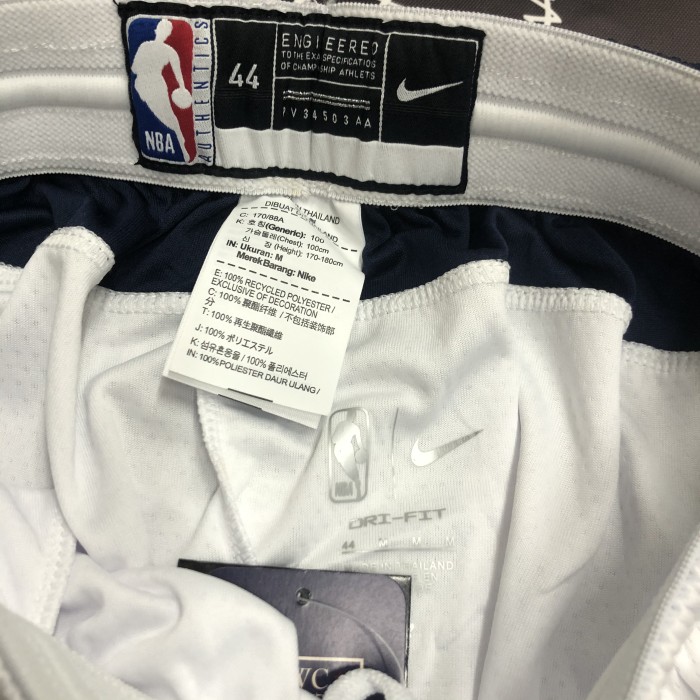 Dallas Mavericks  Shorts   Association Edition White 21/22