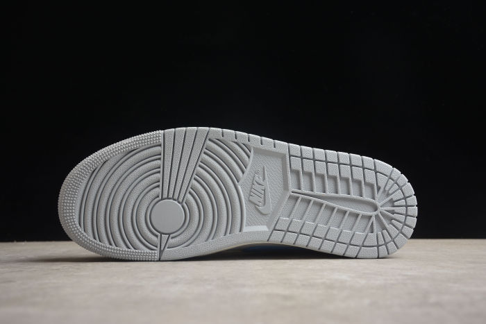 Air Jordan 1 Low Se Wmns Just Skate University Blue FJ7219 441