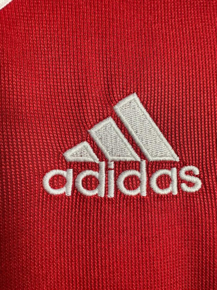 Bayern Munich Home Retro Jersey 2005/06