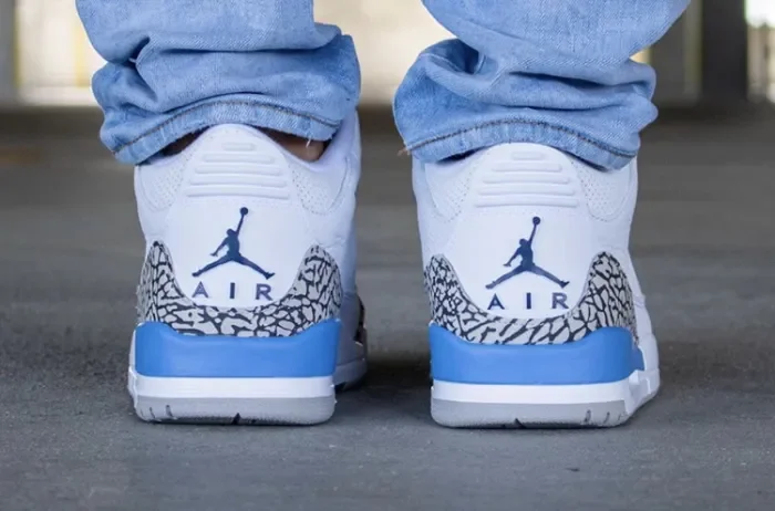 Air Jordan 3 “UNC” CT8532-104