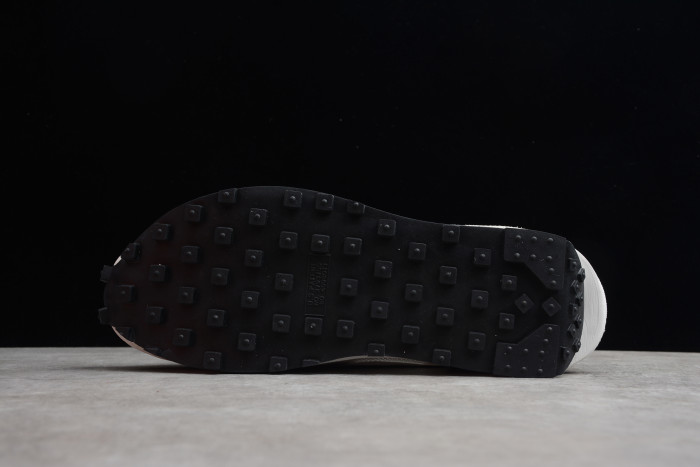 Sacai x Nike LD Waffle Summit White - BV0073 100