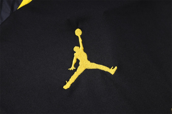 Paris Saint-Germain Training Jersey 23/24