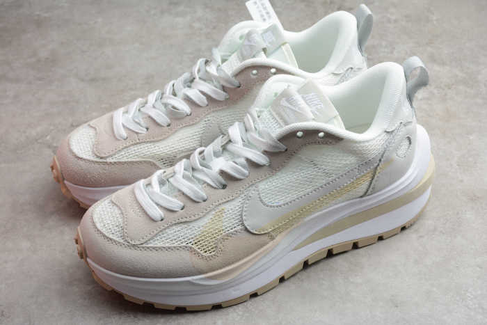 Sacai x nike pegasus vaporfly sp light grey off white bv0073-307