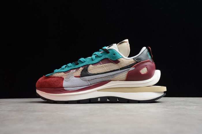 Sacai X Nike Ldwaffle Sacal Wine Red Green White CV1363-101