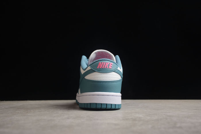 SB Dunk Low 'Noise Aqua' FJ0739‑100