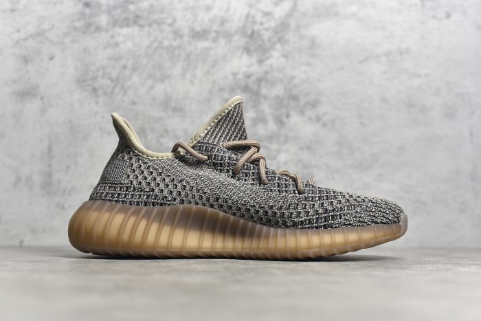 Yeezy Boost 350 V2 Fade H02795