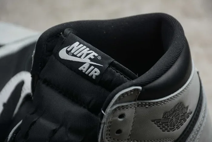 Air Jordan Retro 1 High Shadow 2.0 555088-035