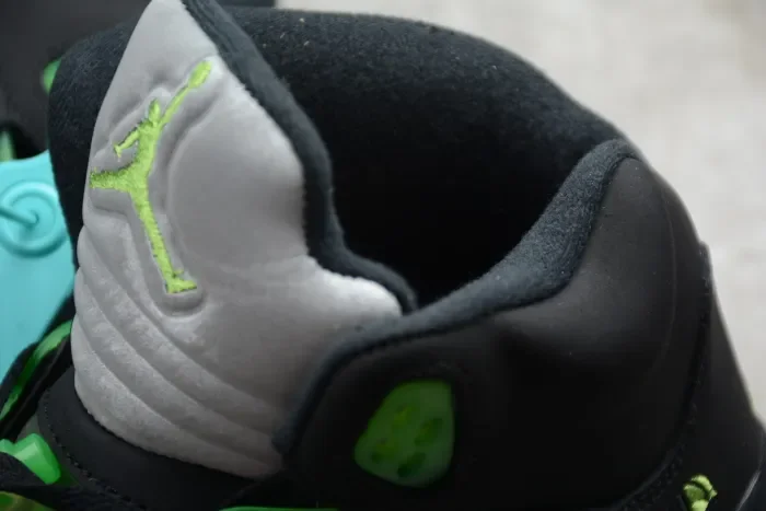 Air Jordan 5 Retro OG “Quai 54” Black Fluorescent Green 255054-511