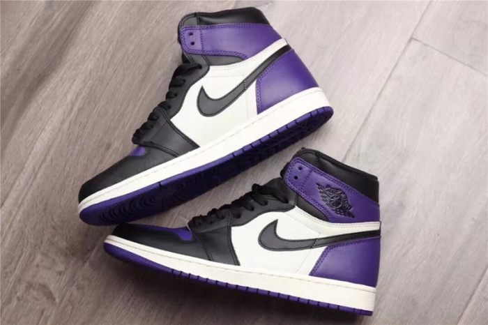 Air Jordan 1 Retro High OG Court Purple 555088-501