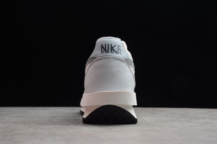 Sacai x Nike LD Waffle Summit White - BV0073 100