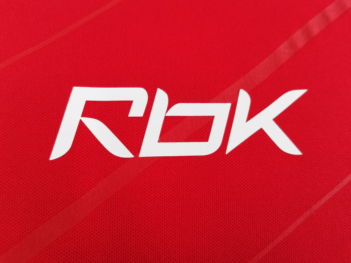 Liverpool Home Retro Jersey 05/06