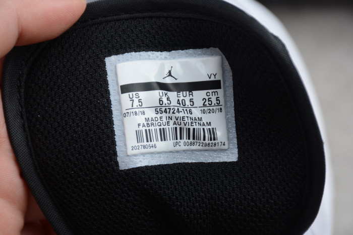 Air Jordan 1 Retro Mid Chicago Bulls Gym Red White black 554724-116